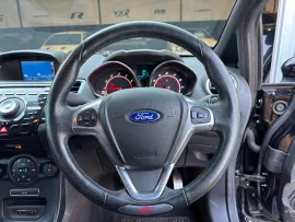 Voiture Ford Fiesta ST-3