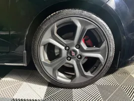 Voiture Ford Fiesta ST-3