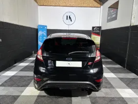 Voiture Ford Fiesta ST-3