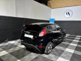 Voiture Ford Fiesta ST-3