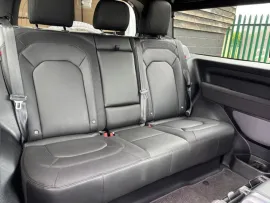 Voiture 3.0 D250 MHEV X-Dynamic SE SUV 3dr Diesel Auto 4WD Euro 6 (s/s) (250 ps)