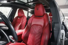 Voiture Maserati Levante (I.II) Trofeo V8 3.8 580