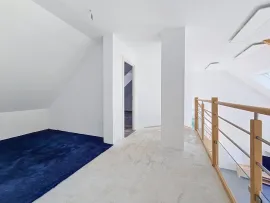 Vente Volume, Luminosité et esprit contemporain- Maison de 2016- 3 chambres- 1024m2 de terrain- grand sous-sol
