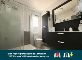 Vente MAISON - PLAIN PIED - 2 CHAMBRES - BUREAU - GARAGE - JARDIN