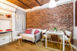 Location Carrer de Sardenya, Barcelona