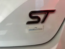 Voiture Ford Fiesta ST-3