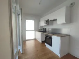 Location Appartement 2 chambres, terrasse, parking privé
