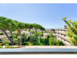 Vente Nice Cimiez - Rare - Toit-terrasse avec espace de vie de 152 m2 et ses deux immenses terrasses