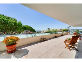 Nice Cimiez - Rare - Toit-terrasse avec espace de vie de 152 m2 et ses deux immenses terrasses Nice