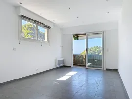 Vente Nice Mont Boron - 3 pièces refait à neuf avec Vue Mer