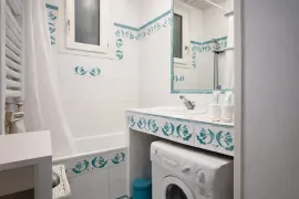 Location 3 pièces proche tour eiffel — Charme parisien, 58 m², ascenseur