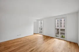 Vente VERSAILLES CHATEAU - 3 pièces refait à Neuf
