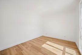 Vente VERSAILLES CHATEAU - 3 pièces refait à Neuf