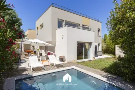 Maison de 120 m2 T4 avec piscine et Jardin Marseille 8e