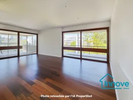 Vente Centre ville, appartement 109 m² 3/4 chbres, dernier étage!