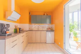 Vente T5 Monplaisir avec balcon et garage