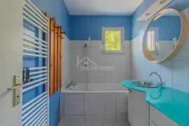 Vente T5 Monplaisir avec balcon et garage