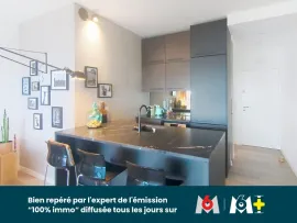 Vente KD3326  Élégant 2 pièces – Marina Baie des Anges – Vue mer & lever de soleil