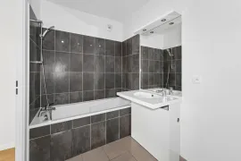 Vente T3 pièces avec balcon - ST OUEN L'AUMONE