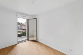 Vente T3 pièces avec balcon - ST OUEN L'AUMONE