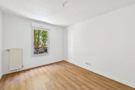 Vente T2 pièces avec balcon - ST OUEN L'AUMONE
