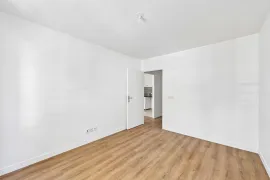 Vente T2 pièces avec balcon - ST OUEN L'AUMONE