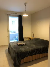 Location Beau T2 meublé avec parking Marseille 5ème