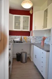 Location Colocation en plein cœur du Centre Commercial SQY