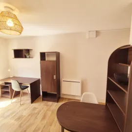 Location studio meublé 21m2 - Marseille St-Charles Marseille 3e