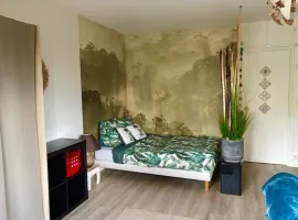 Location Beau studio meublé lumineux 35m² métro Télégraphe