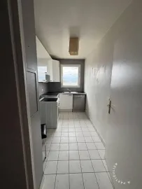Location Beau 2 pièces 50 m² Châtillon