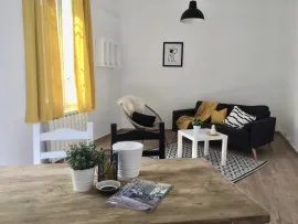 Agréable  appartement à proximité du centre ville Nîmes