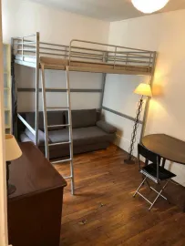 Location Location studio meublé Paris 15ème