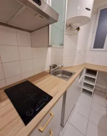 Location Beau 2 pièces à Paris 9ème