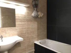 Location 2 pièces à louer métro Rue St Maur - St Ambroise