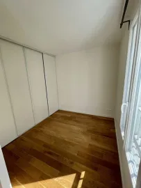 Location Location T1 bis