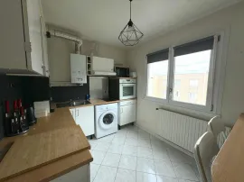 Location Beau studio meublé  28m² 10 min du RER E