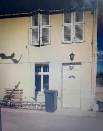 Mas meublée 65m2 jardin et deux places de parking Avignon