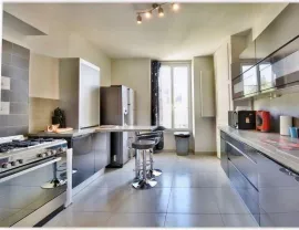 Location Un bel appartement de 100 m² à 100 m de la Seine