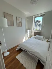 Location Paris XVl Apparement haussemanien