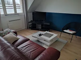 Location Appartement refait à neuf joli village côtier