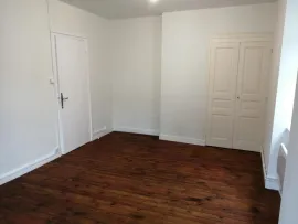 Location Appartement type F2 centre de St Léonard de Noblat