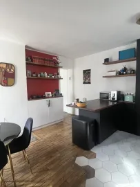 Bel appartement bien aménagé Paris 9e