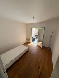 Location A 2 pas du TRAM La Briqueterie