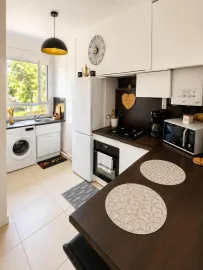 Location T3 meublé 61 m2, dernier étage, garage + cellier