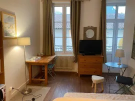 Studio meublé 17m² avec terrasse lumineux et calme La Rochelle