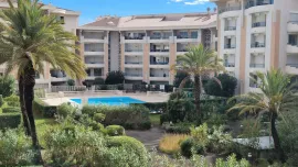 Appartement lumineux, spacieux rénovation récente Fréjus