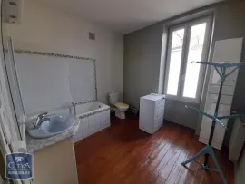 Location Agréable maison de ville de 53 M2