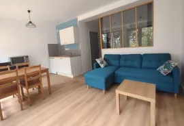 T2 récent meublé avec terrasse privée vue sur parc Ivry-sur-Seine