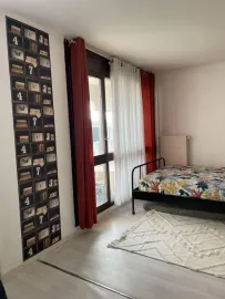 Location Beau studio 41m² lumineux balcon exposé Sud